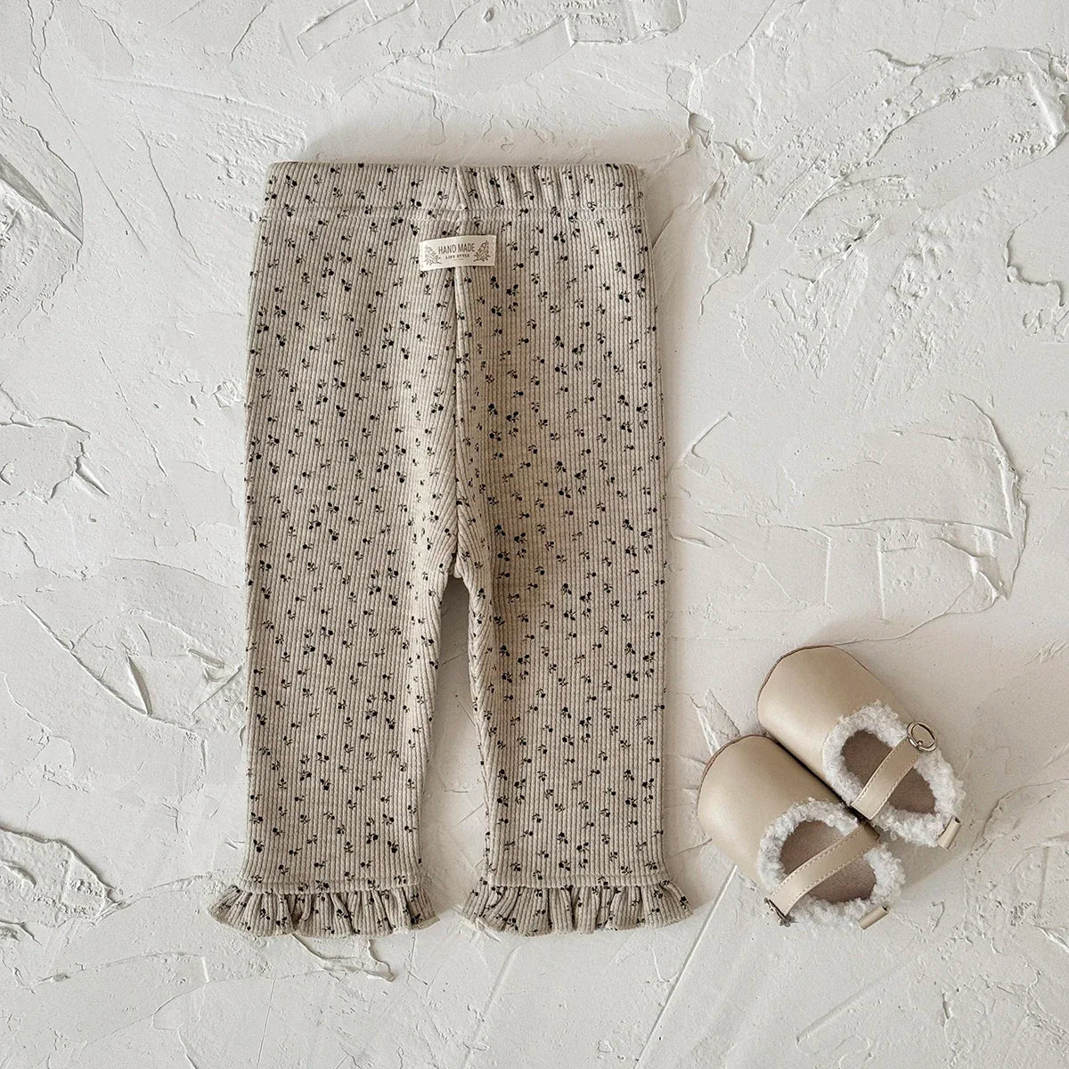 מכנס בנות דגם פירחוני