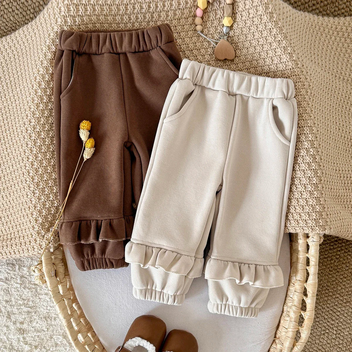 מכנסי כותנה רחבים