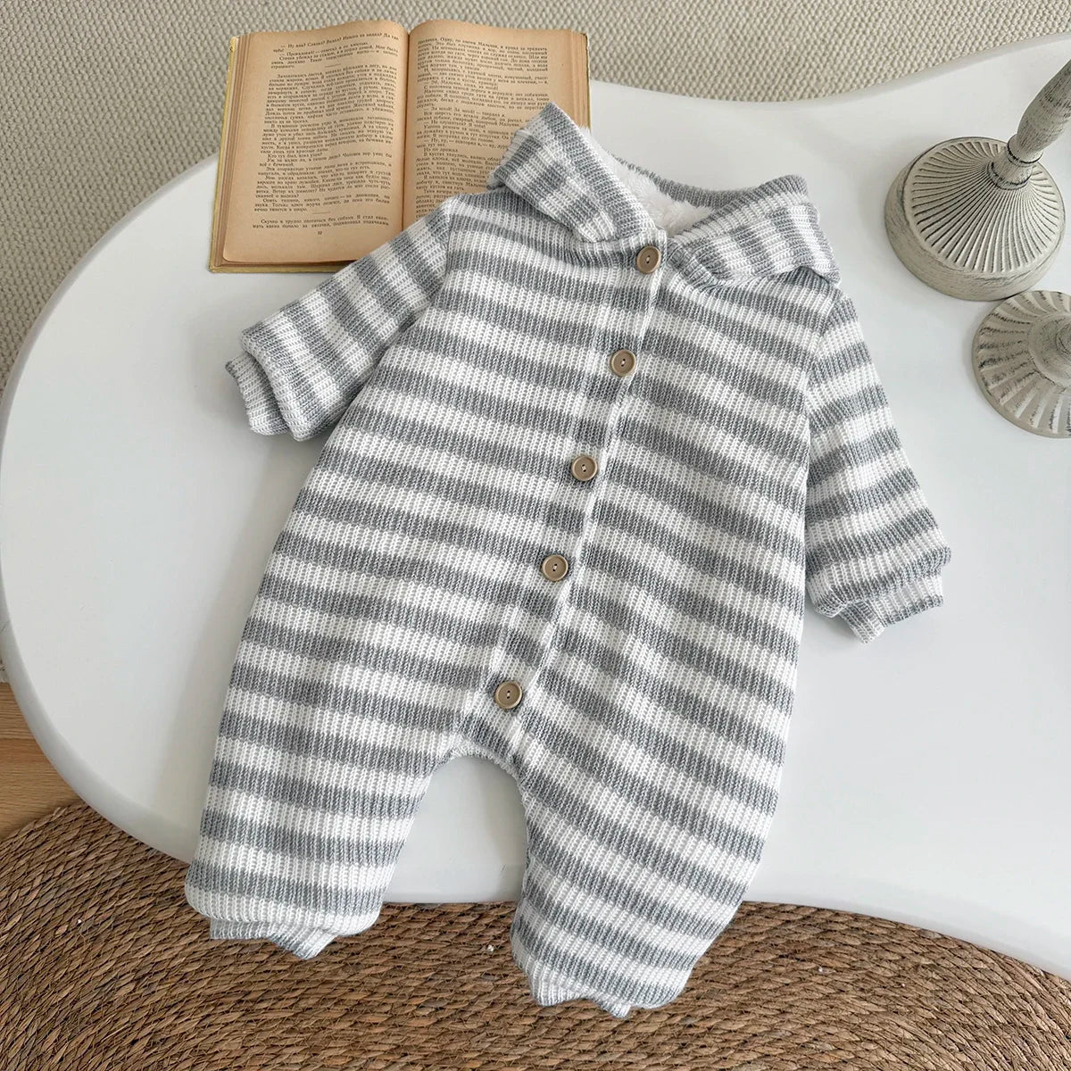 ג'אמפ-סוט פסים