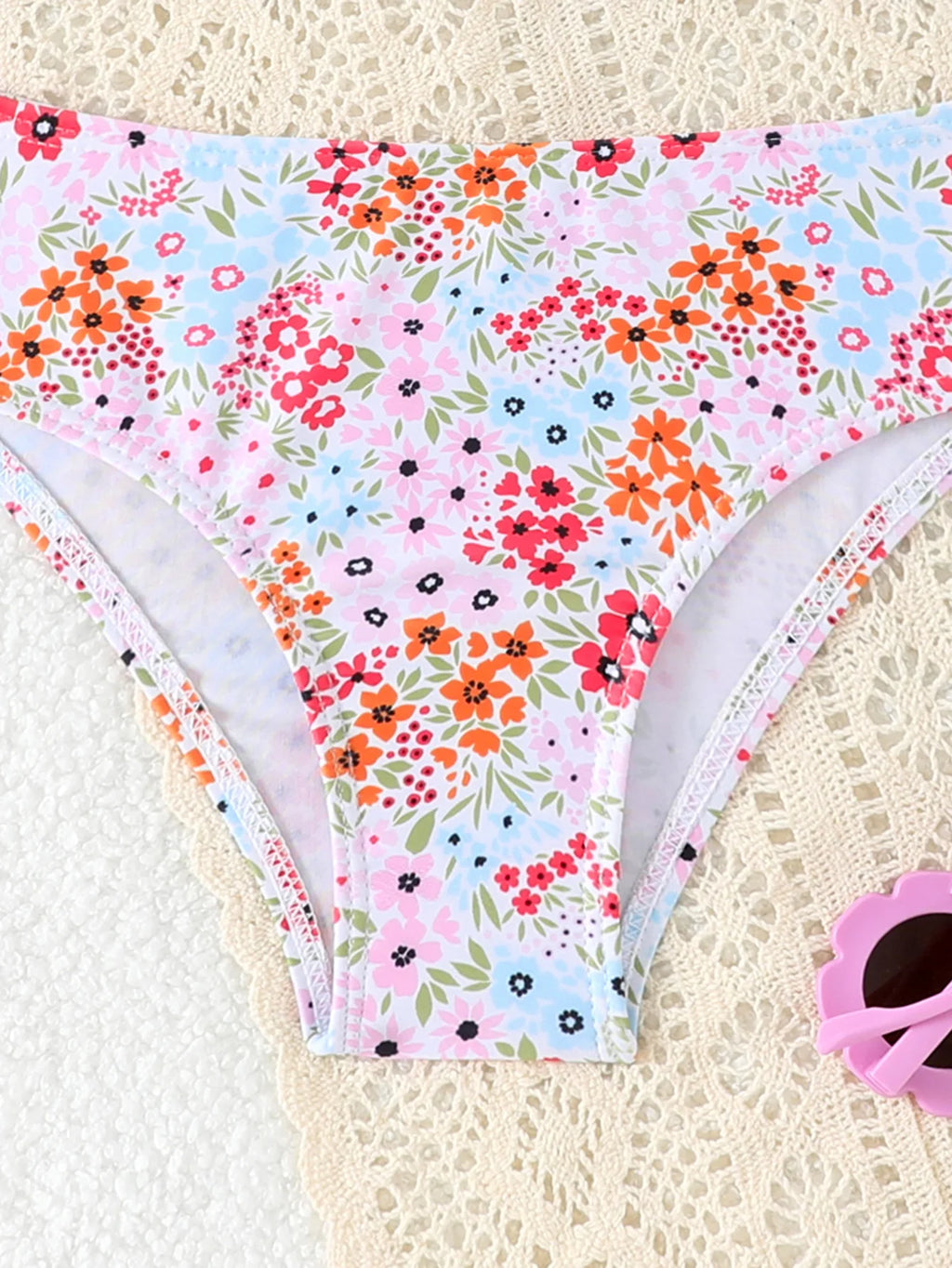 בגד ים משולש 2חלקים דובדבנים ופרחים