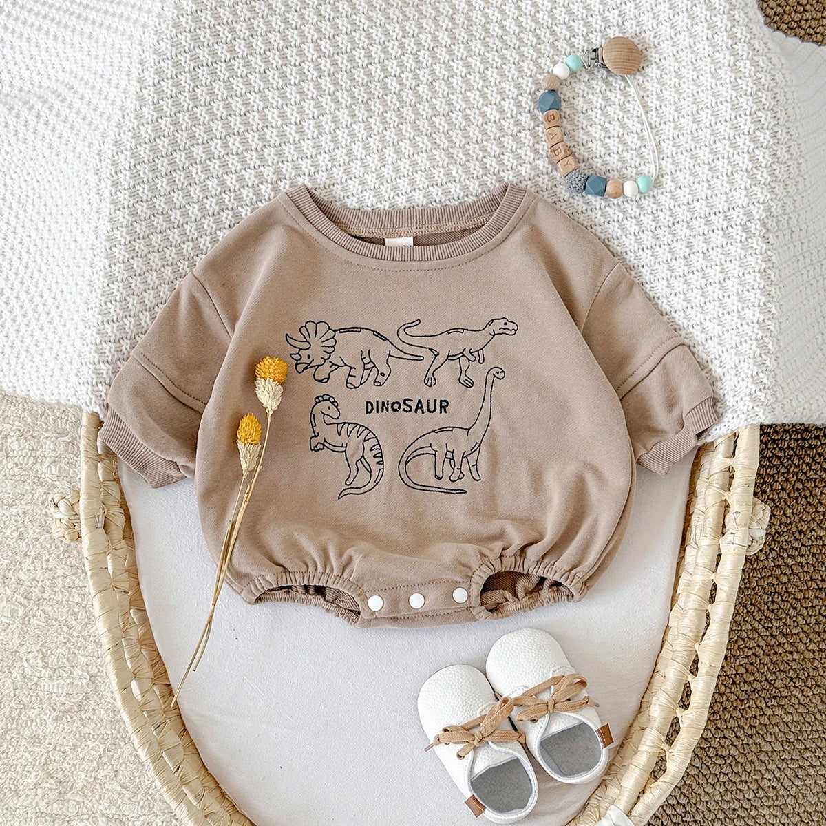 אוברול חולצת דינוזאור