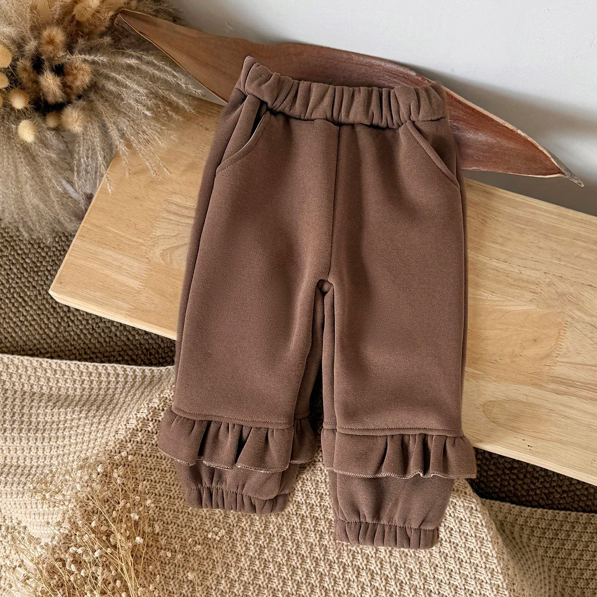 מכנסי כותנה רחבים