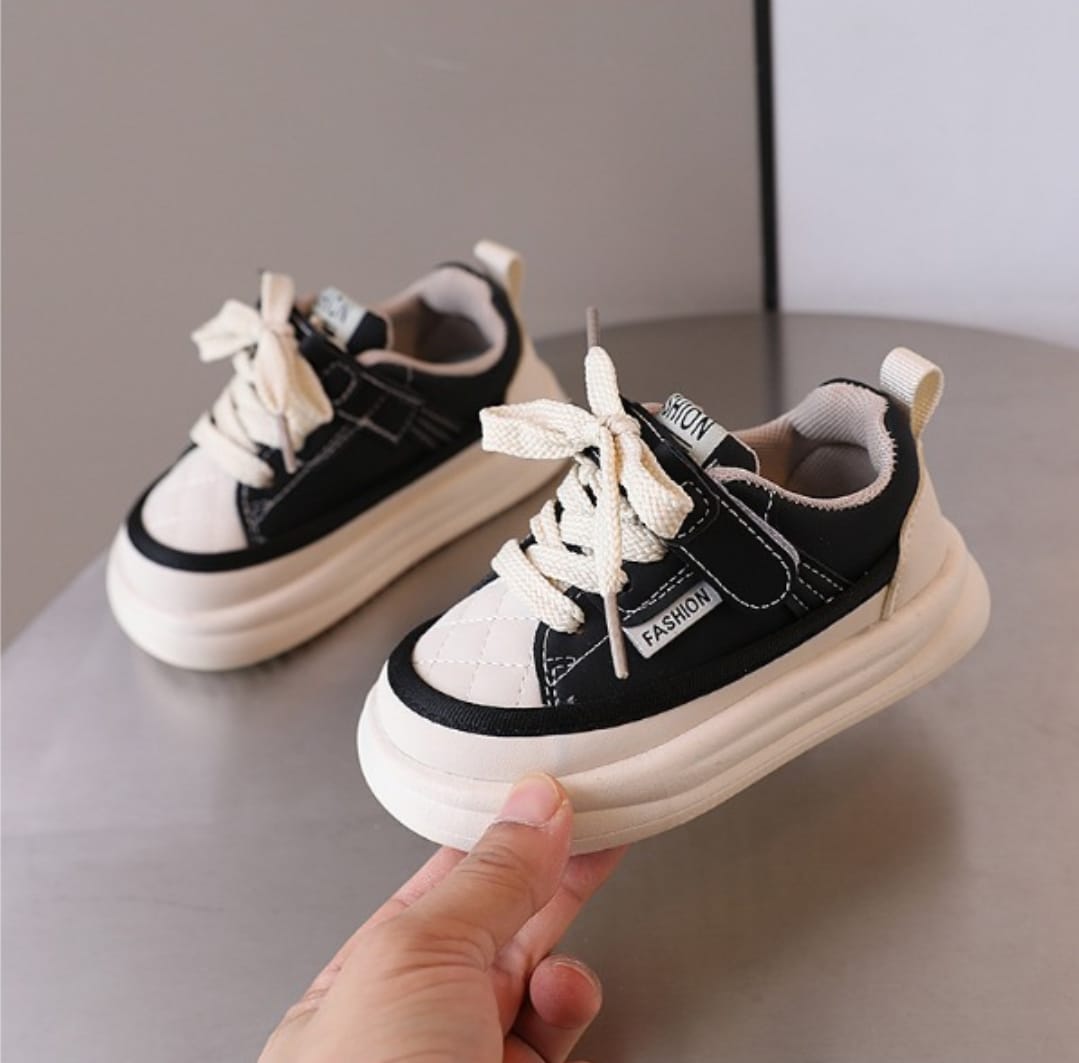 סניקרס קלאסיות- דיויד